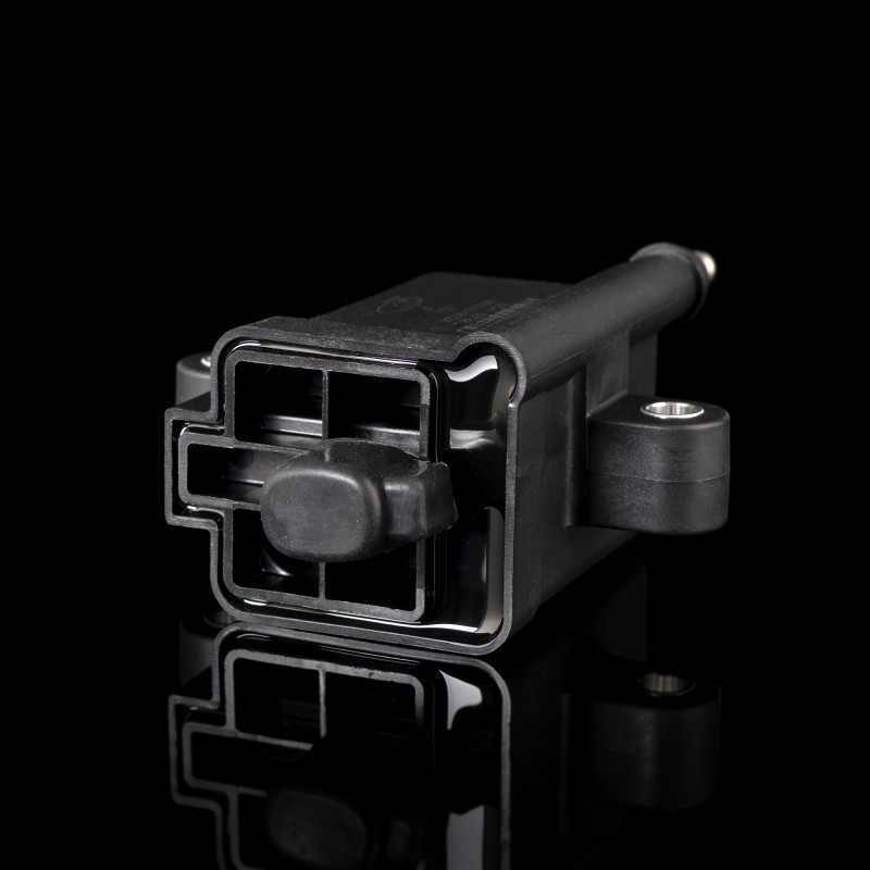 Катушка зажигания M2D00-3705061